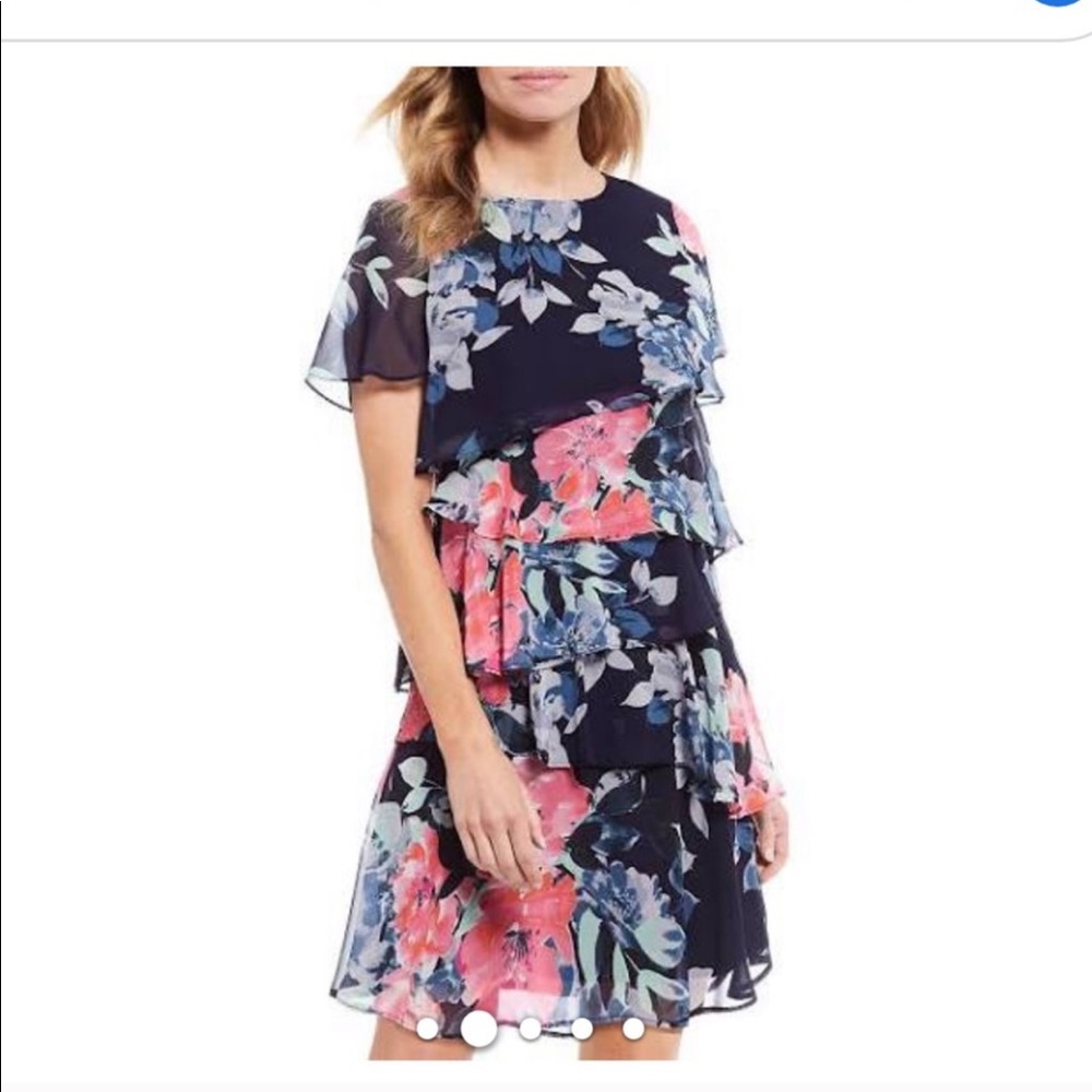 Short Sleeve Tiered Ruffle Chiffon Floral Dress.